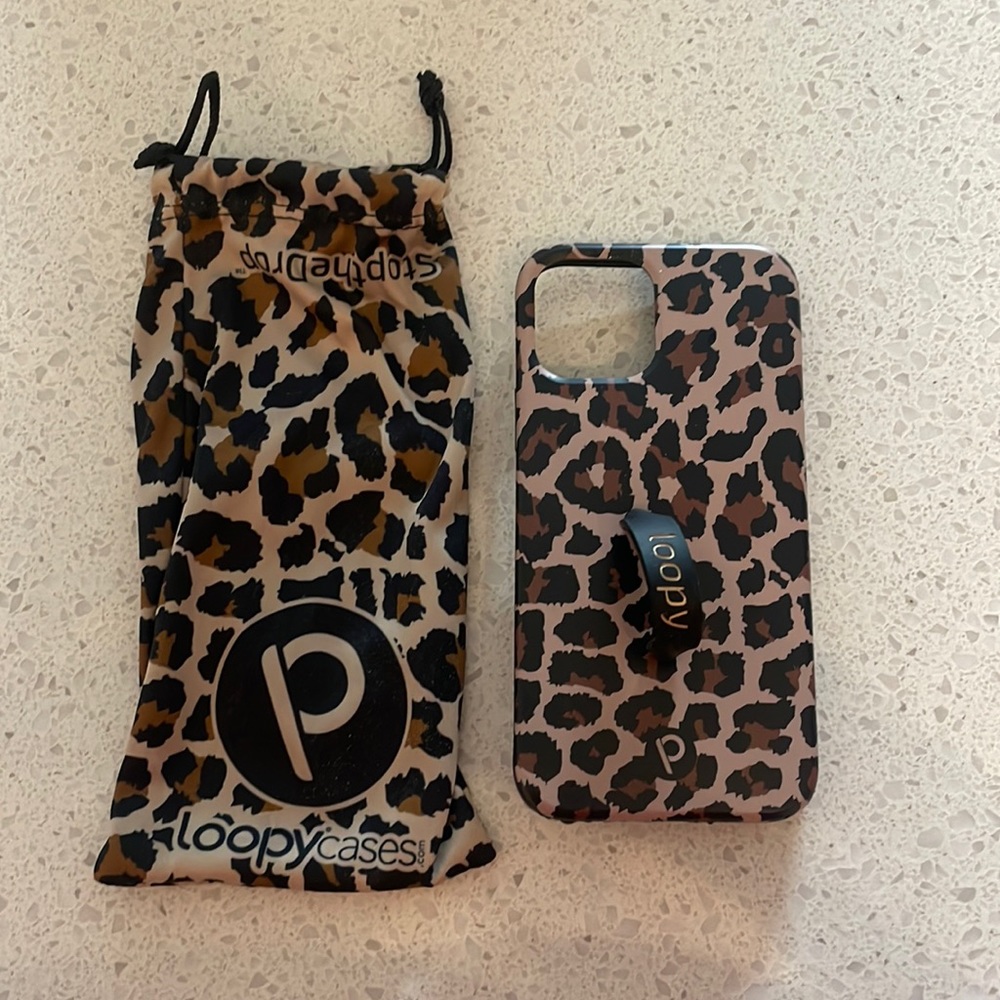 Leopard Loopy Case